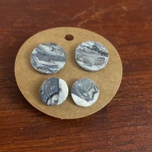 Clay marbled disc earring set
